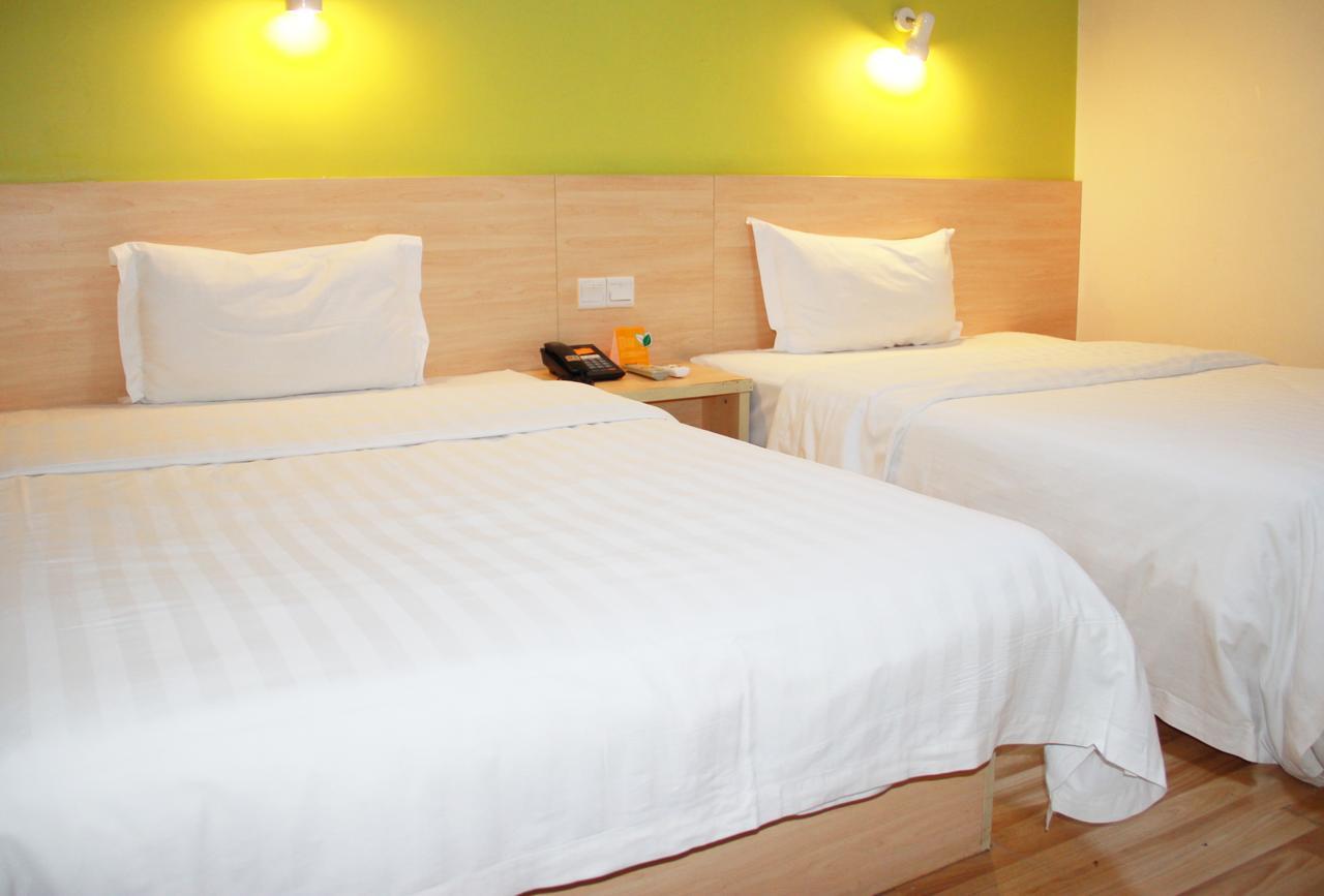 7Days Inn Huludao Xingcheng Hot Spring Street ภายนอก รูปภาพ