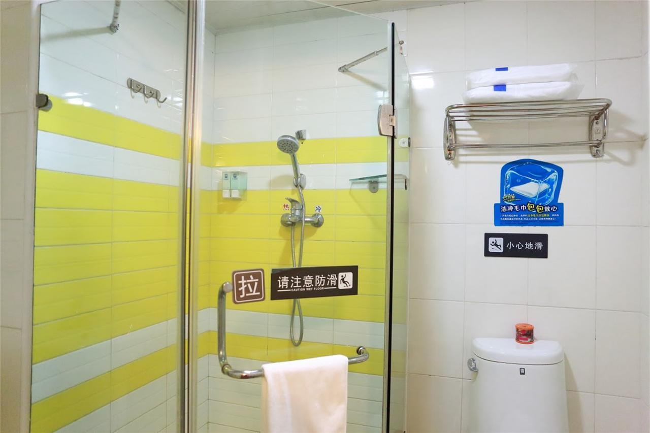 7Days Inn Huludao Xingcheng Hot Spring Street ภายนอก รูปภาพ