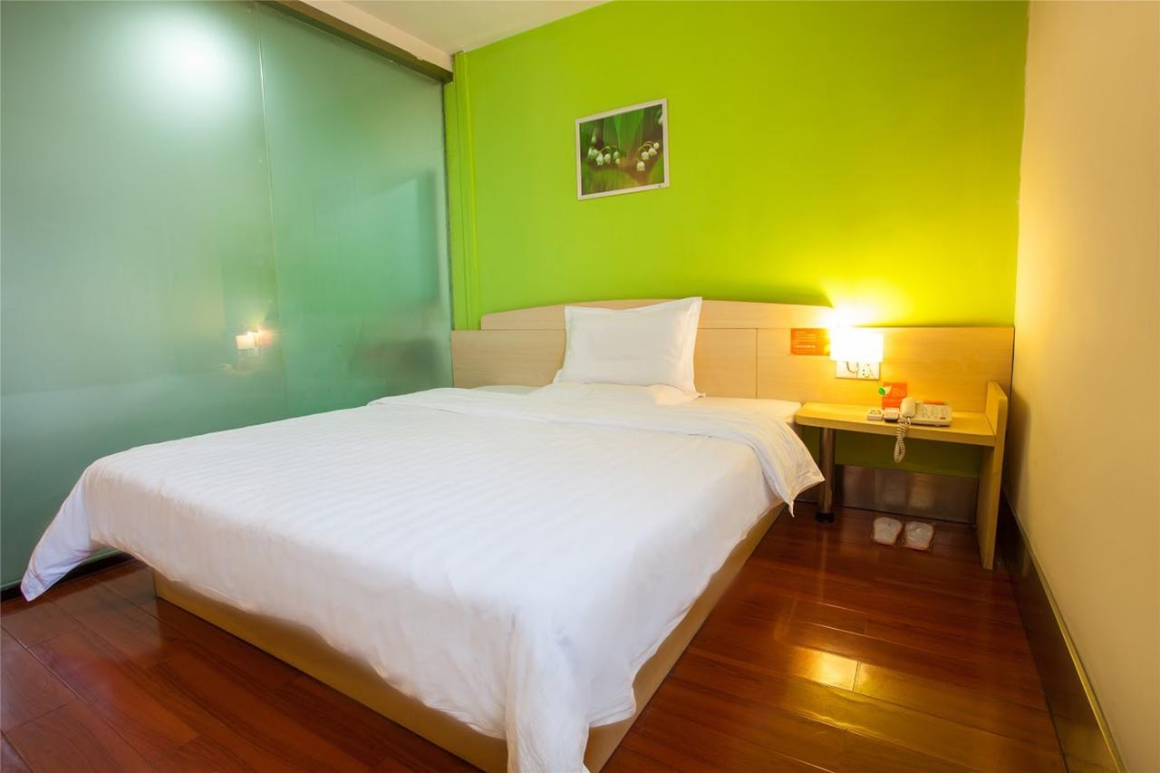 7Days Inn Huludao Xingcheng Hot Spring Street ภายนอก รูปภาพ